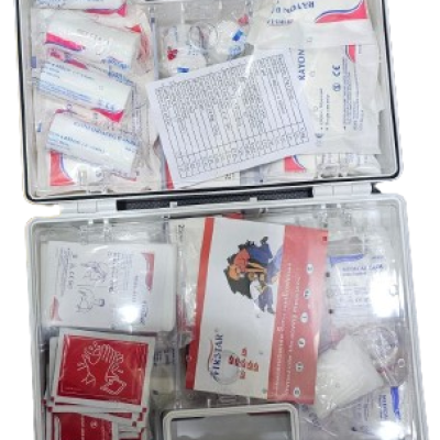 FIRSTAR - First aid kit 50 Person