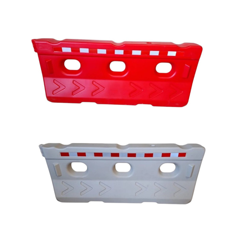 Traffic Water Barrier Red and White 0.8 MTR X 2 MTR